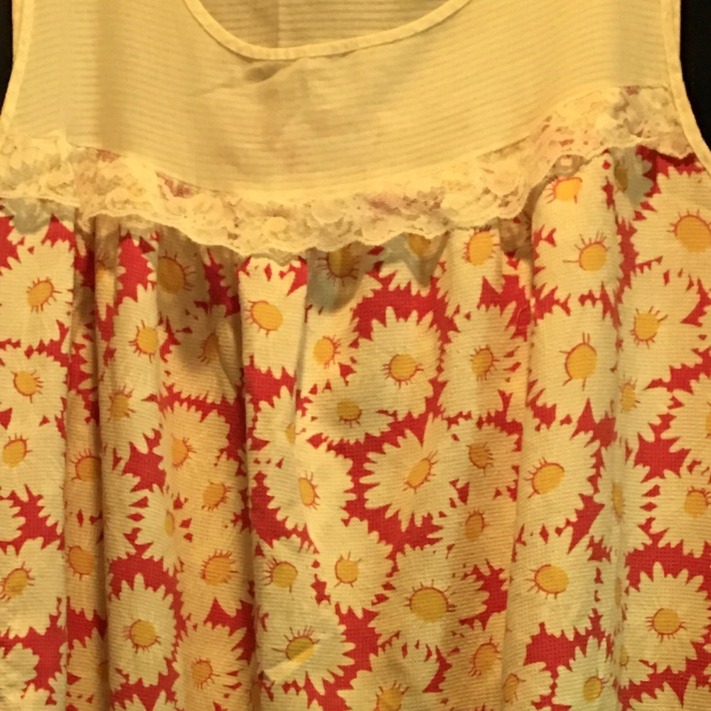 Vintage Granny gown, housecoat. Pretty!